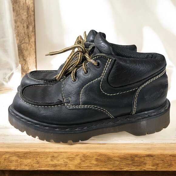Vintage Dr. Martens Brown Leather Made in England 8458 Lace-Up Platform Boots 9 - Picture 1 of 12